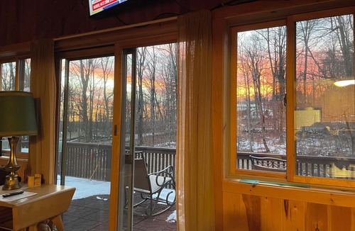 Otis House | Berkshire Blue House - sleeps 6!