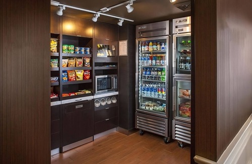 South Lowell Hotel | Best Choice! 4 Budget-Friendly Units, Pets Allowed