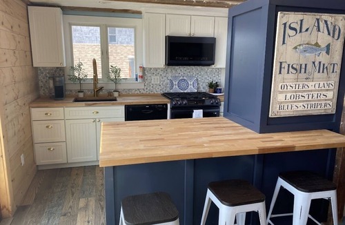 Provincetown Condo | Best location in Ptown! On the Beach & in the Center of Town.