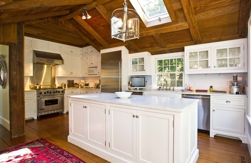 Lakeside House | Best town, Restaurants! PoshPadsCT "7-BR ESTATE" 2Hrs NYC, Heated Pool, Ski, BBQ