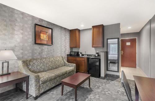 Concord Hotel | Best Western Concord Inn and Suites