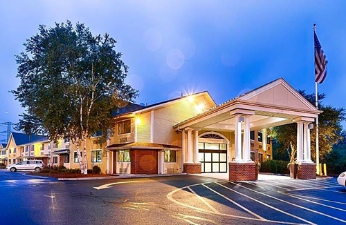 Sharon Hotel | Best Western Plus The Inn at Sharon/Foxboro
