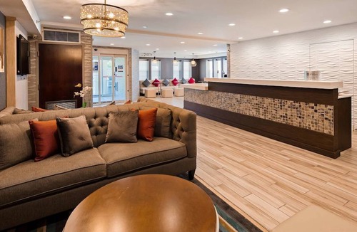 Fairfield Hotel | Best Western Plus Fairfield Hotel