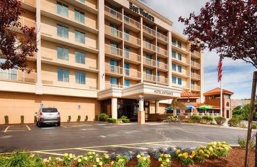Piety Corner Hotel | Best Western Plus Waltham Boston