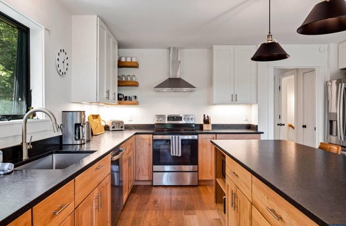 Sunday River Area House | Black Bear Chalet – Hot Tub, Fire Pit, Mtn Views, Game Room