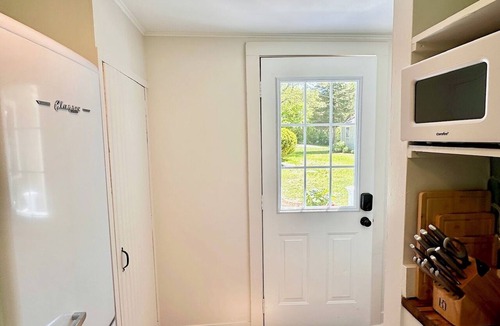 Hyannis Cottage | Blue Tide Cottage - Walk to Beach, Outdoor Shower, Fire Pit, Pets Okay!