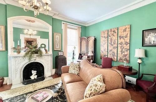 Oswego Bed & Breakfast | Bluebell Room
