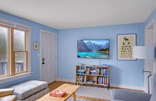 Otter Creek House | Blueberry Basecamp 98ft to Acadia! Hike from Home, AC, Deck, Near Bar Harbor