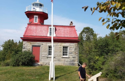Plattsburgh Cabin | Blueberry Cottage on Lake Champlain