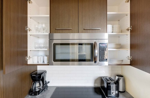 Bay Village Apartment | Blueground | Bay Village, fitness center, nr Boston Common