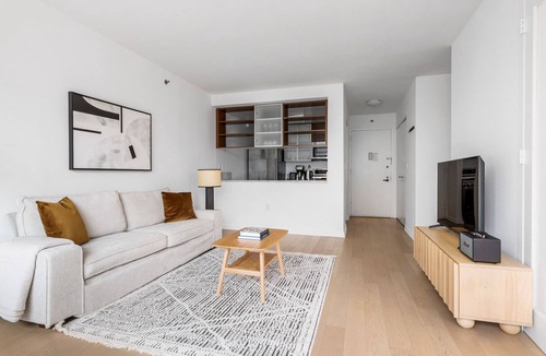 Chelsea Apartment | Blueground | Chelsea, rooftop, nr High Line