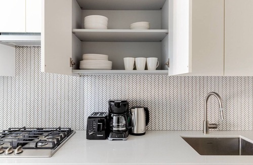 Chelsea Apartment | Blueground | Chelsea, rooftop pool, nr The Vessel
