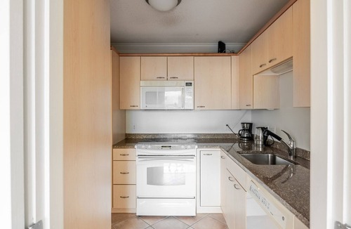 Fenway–Kenmore Apartment | Blueground | Fenway–Kenmore, view, nr Fenway Park