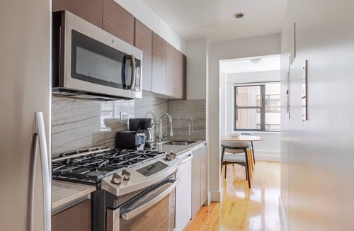 Kips Bay Apartment | Blueground | Kips Bay, fitness center, nr NYPL