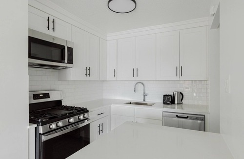 Peter Cooper Village Apartment | Blueground | Kips Bay, pool, nr East River