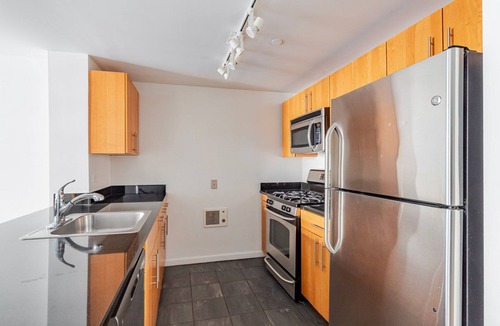 Hunters Point Apartment | Blueground | Long Island City, pool, nr Gantry Plaza