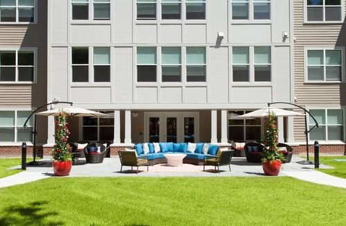 North Cambridge Apartment | Blueground | North Cambridge, fitness center, nr Alewife Park