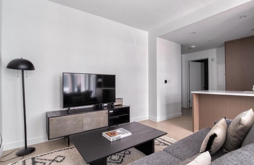 Shawmut Apartment | Blueground South End gym wd nr groceries BOS-1022