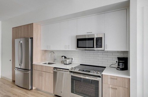 South of Washington Apartment | Blueground | South of Washington, w/d, nr Boston Common