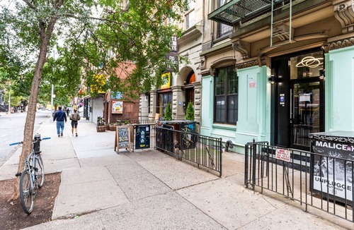 Ukrainian Village Apartment | Blueground | Ukrainian Village, view, nr Tompkins Square Park