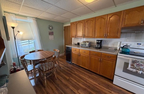 Weirs Beach House | Boardwalk Breeze at Weirs Beach-By Break Away Rentals