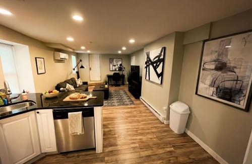 Wilmington Apartment | Boardwalk- large modern unit with King bed fast WIFI free coffee and easy parking