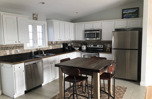 Misquamicut Condo | Book now for Summer 2026! Great Location! Beach Parking Pass!