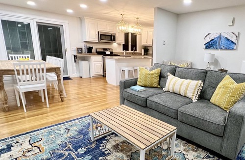 Sandwich House | BOOKING for 2027! Walk to Town Neck Beach! LINENS-AC-New Amenities