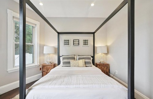 Dorchester House | Boston Escape Near T