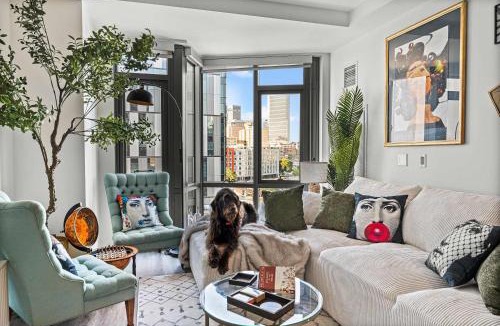 Shawmut Apartment | Boston Family Suite with Pool and Gym Exquisite for Families
