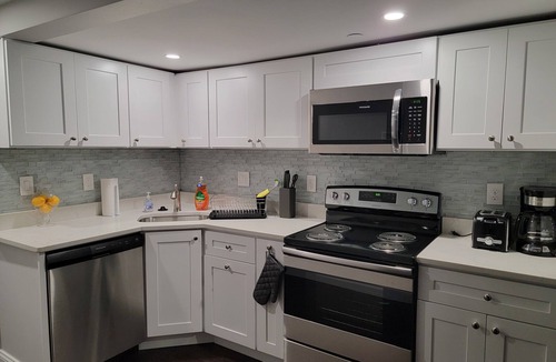 West Codman Hill - West Lower Mills Apartment | Boston's Finest New Renovated Apartment