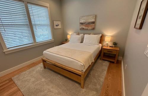 Off Broadway Apartment | Brand New Construction! 3 Unit5 Bed Property