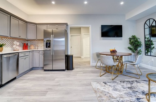 The Hill Apartment | Brand New Home Close To Yale!