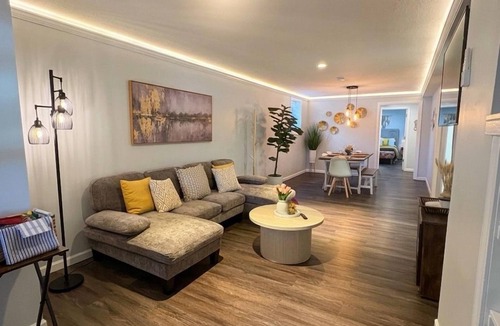 Danbury Apartment | Brand New Lakeview Suite: Hot Tub, Pet friendly & 4 Parking Spots