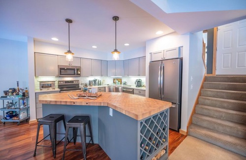 West Dover House | Brand New Listing! Amazing 4 Bedroom Townhome with your own private Hot Tub!