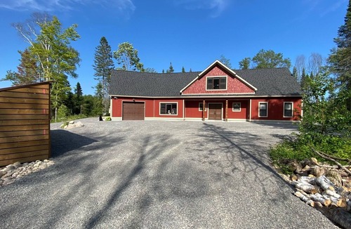Unorganized Centre Parry Sound Cottage | Brand New Luxury Cottage on Deer Lake near South River/Parry Sound District