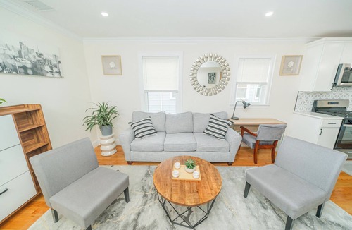 St. Marks Apartment | Brand-new Modern 4BR Boston Comfortable Apartment w/Parking Pet-Friendly - 80/2