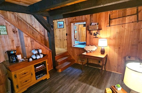 Brant Lake House | Brant Lake Retreat–Sleeps 25 | Hot Tub | Gore Mtn.