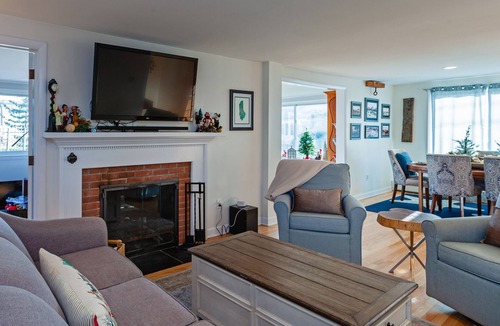 Guilford House | Breathtaking Water Views in All Directions