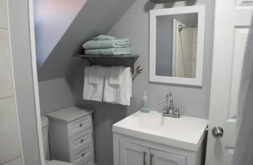 Bridgeport Apartment | Bridgeport cozy home