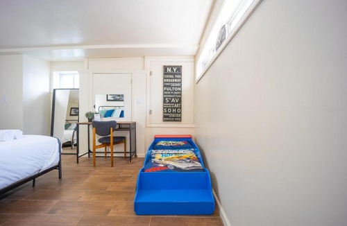 Southeast Yonkers Apartment | Bright 3bed basement with backyard & free parking