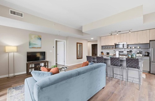 Stamford Apartment | Bright Apt with Balcony
