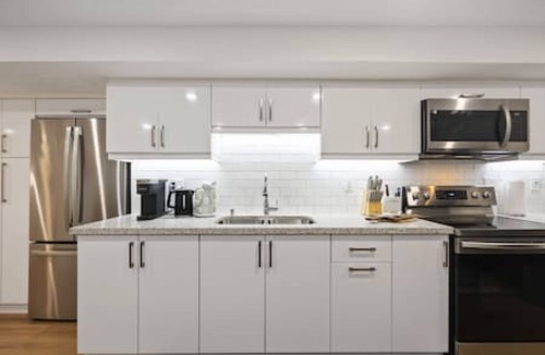 Pickering House | Bright Basement Home|Family-Friendly 3BR Retreat