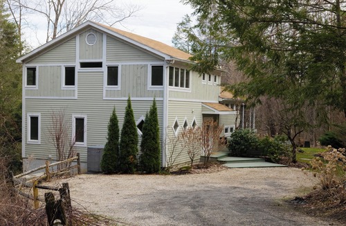 Lenox House | Bright & beautiful lakefront retreat. 5 minute walk to Tanglewood!