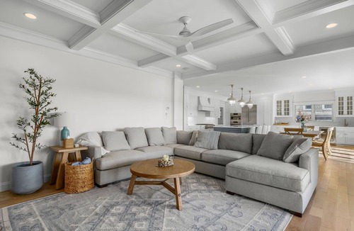 East Sandwich House | Bright & Beautiful Waterfront Cape Cod Home