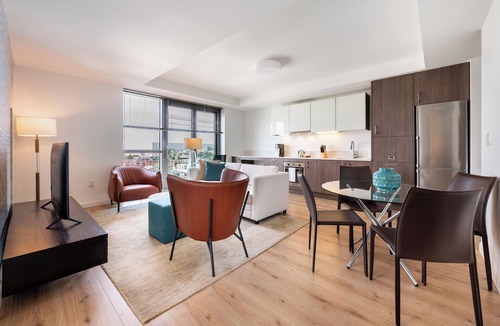 West Fens Apartment | Bright Boston Two Bedroom Near Iconic Fenway Park