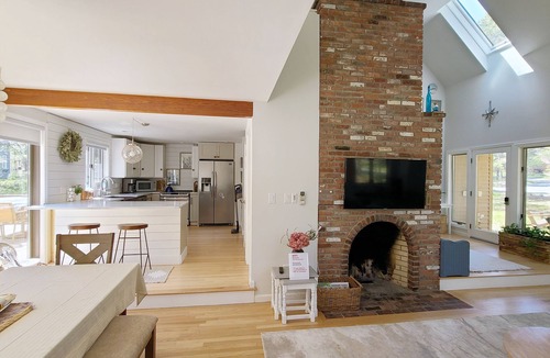 Wellfleet House | Bright & Open 4BD Home-A/C, Outdoor Shower, Cape Cod Rail Trail Bike Access, Fire Pit, Hot Tub!