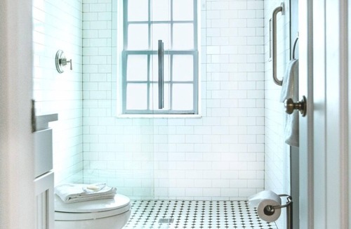 Provincetown Hotel | Bright Queen Room with Fireplace & Skylight - Steps from Downtown Provincetown