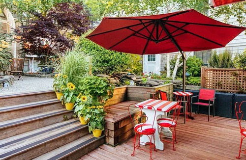 Provincetown Hotel | Bright Queen Room with Fireplace & Skylight - Steps from Downtown Provincetown