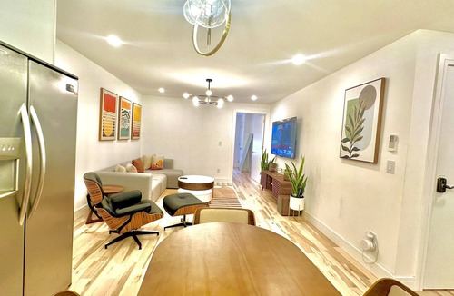 Bedford-Stuyvesant Apartment | Bright, warm, luxe hideaway”w” private backyard